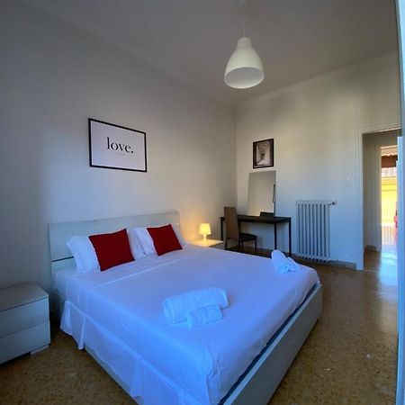 Comodo E Confortevole Nel Cuore Pulsante Di Pisa Luaran gambar