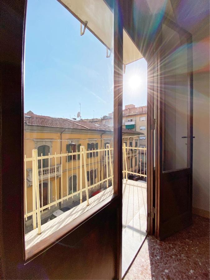 Comodo E Confortevole Nel Cuore Pulsante Di Pisa Luaran gambar